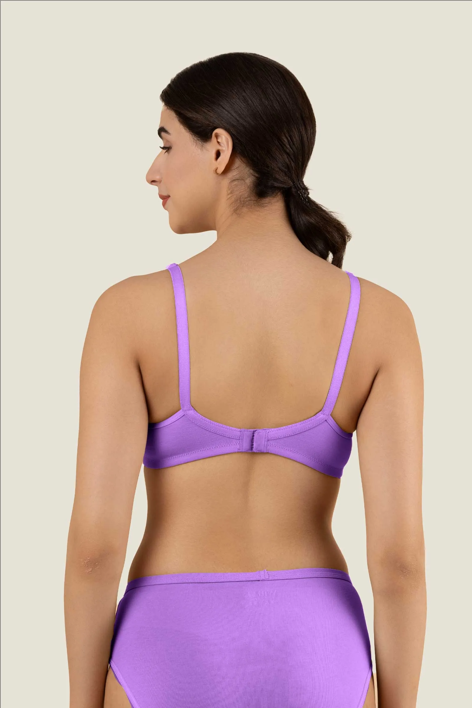 Curva T-shirt Bra Soft Pastels