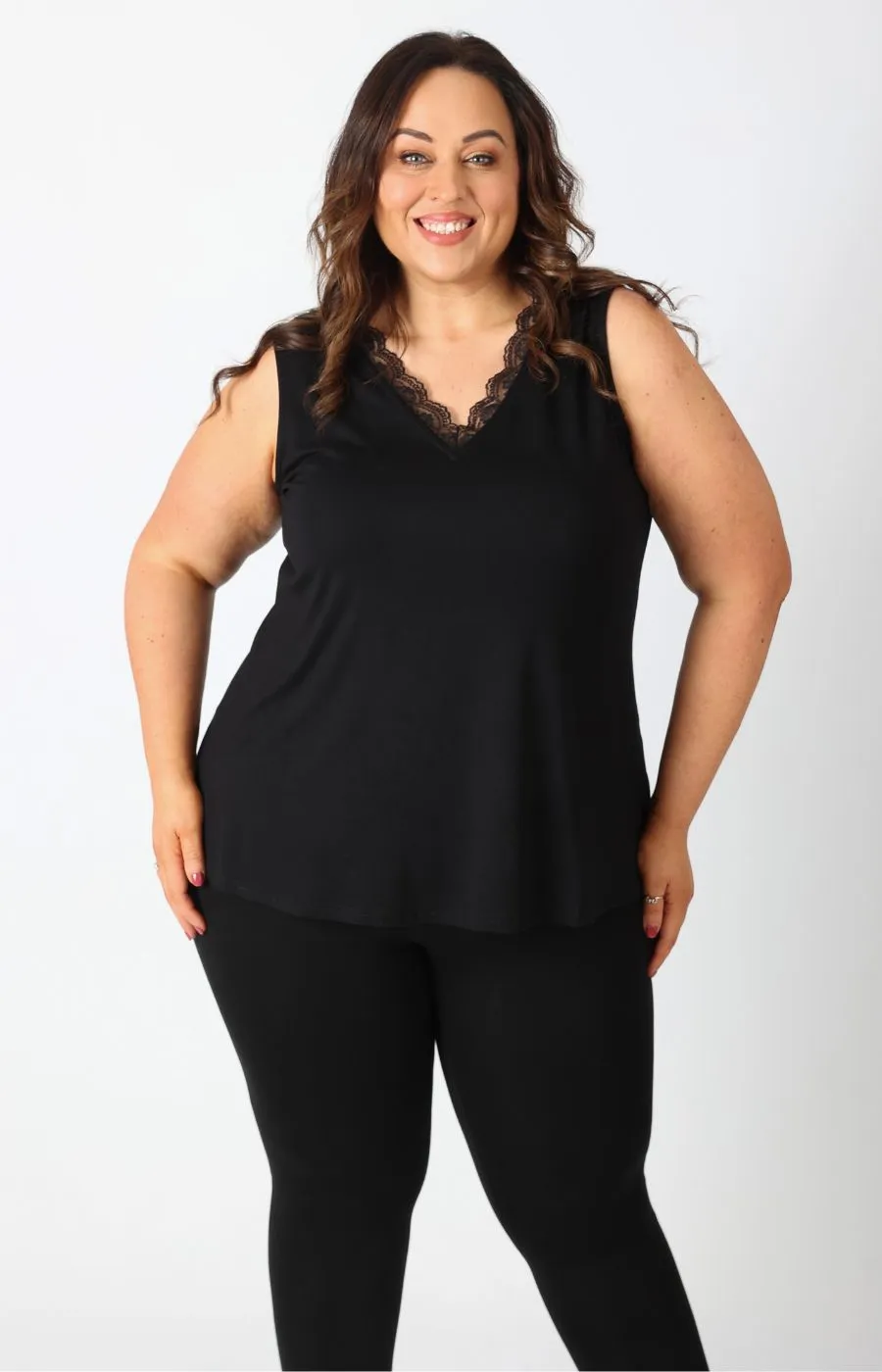 Mellomi Ava Lace Vest in Black