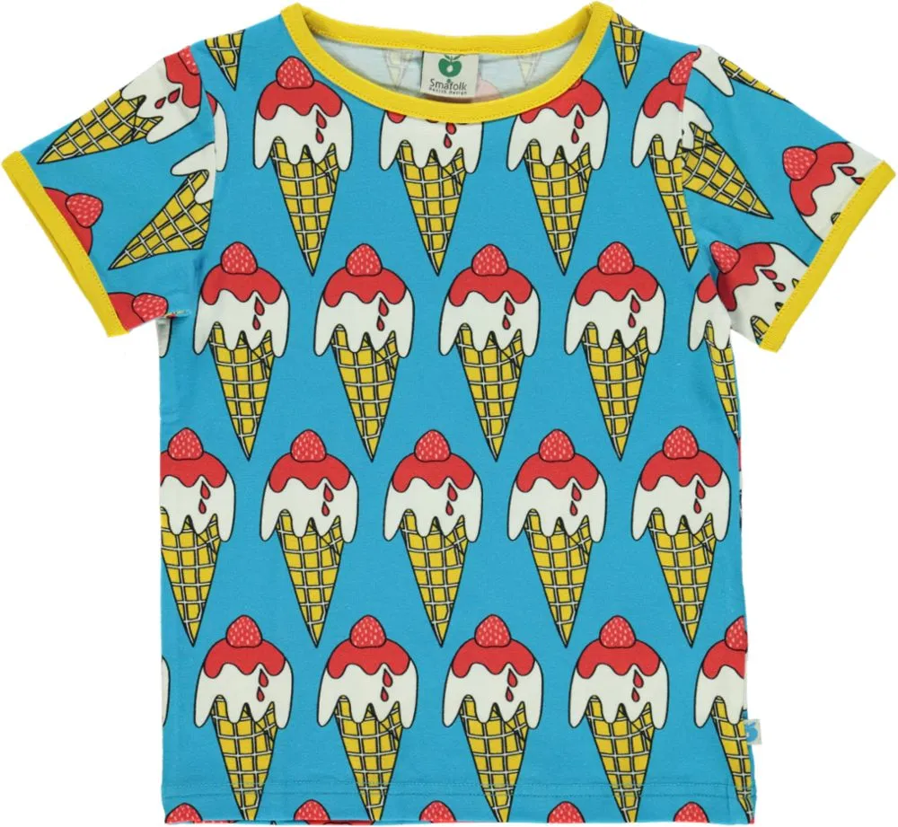 T-shirt with ice creams